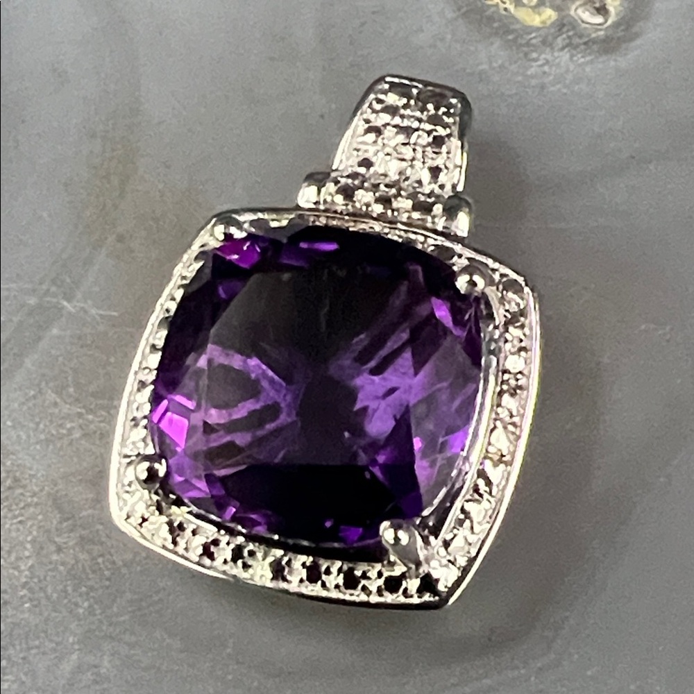 925 Sterling Silver Pendant with Deep Purple Cushion Genuine Amethyst Gemstone
